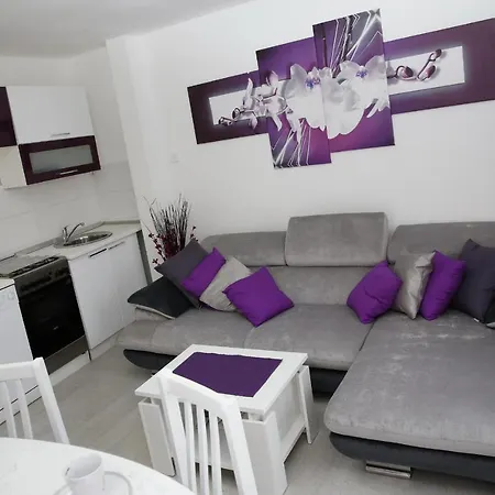 Stonehouse * Vodice