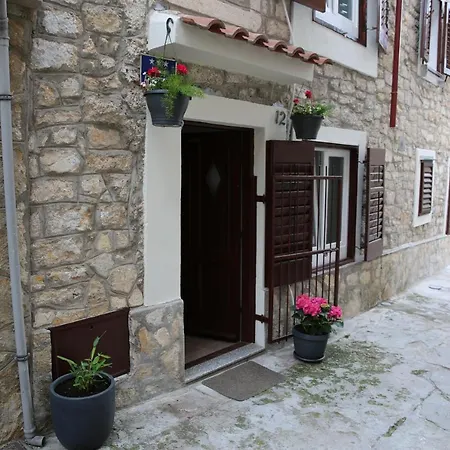 Pansiyon Stonehouse *