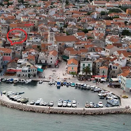 Stonehouse * Vodice