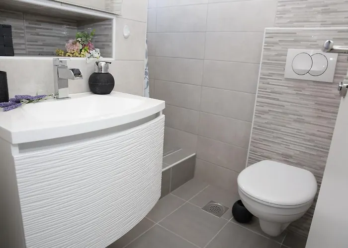 Stonehouse Ubytování v soukromí *